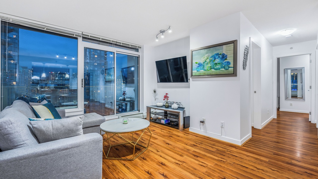 Photo of Livingroom in Crosstown
