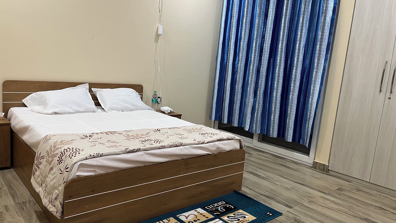 Photo of Bedroom in Allahabad