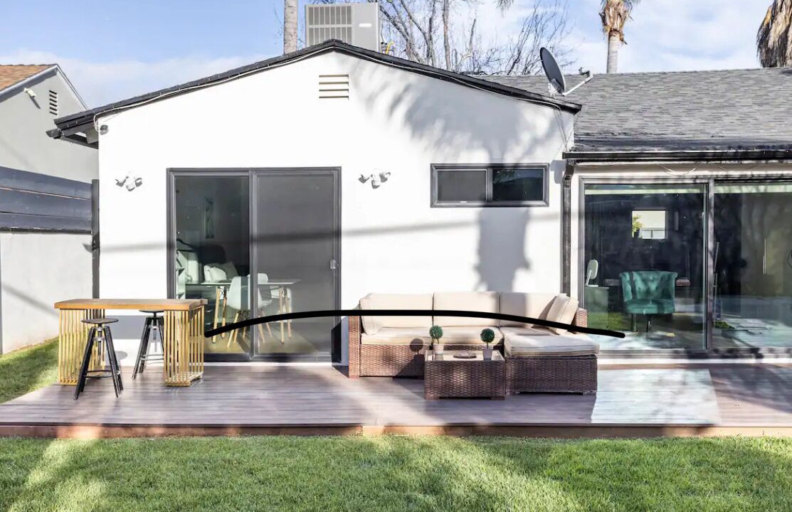 Photo of Outdoor in Tarzana