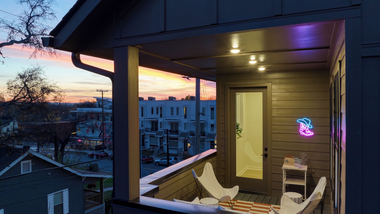 Photo of Patio Balcony in McFerrin Park