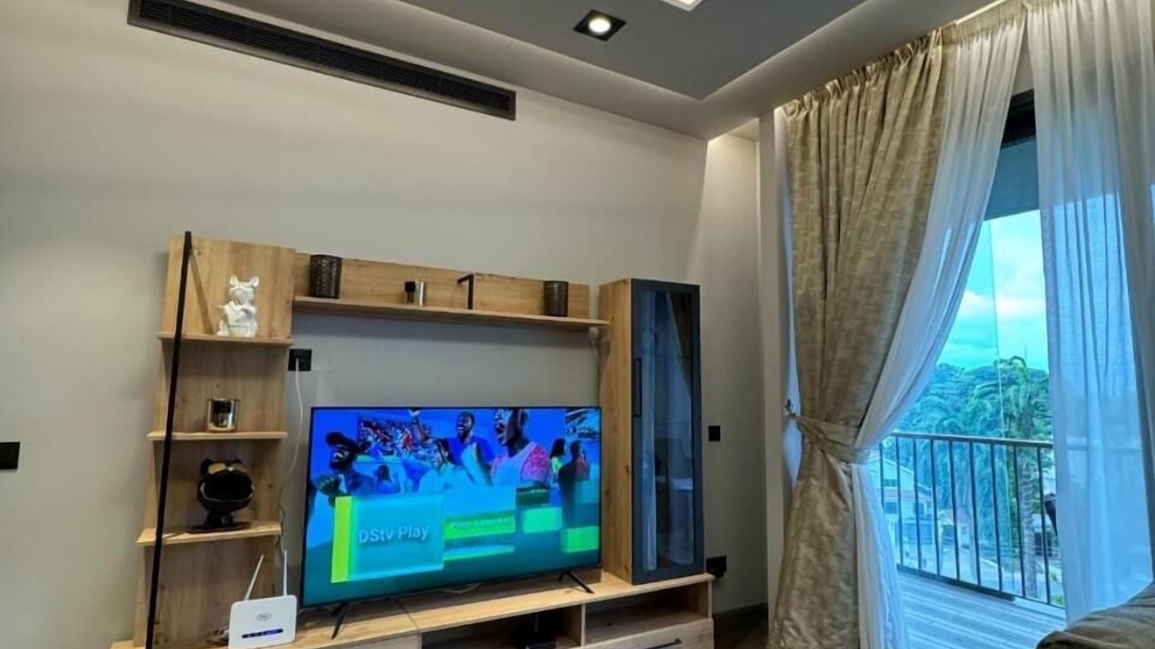 Photo of Livingroom in Cantonments