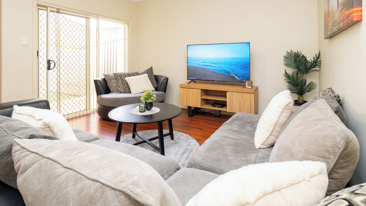 Photo of Livingroom in Blakeview