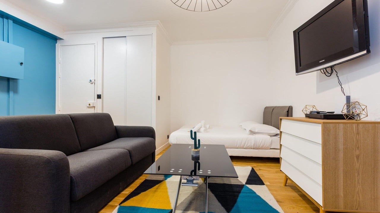 Photo of Livingroom in Quinze-Vingts