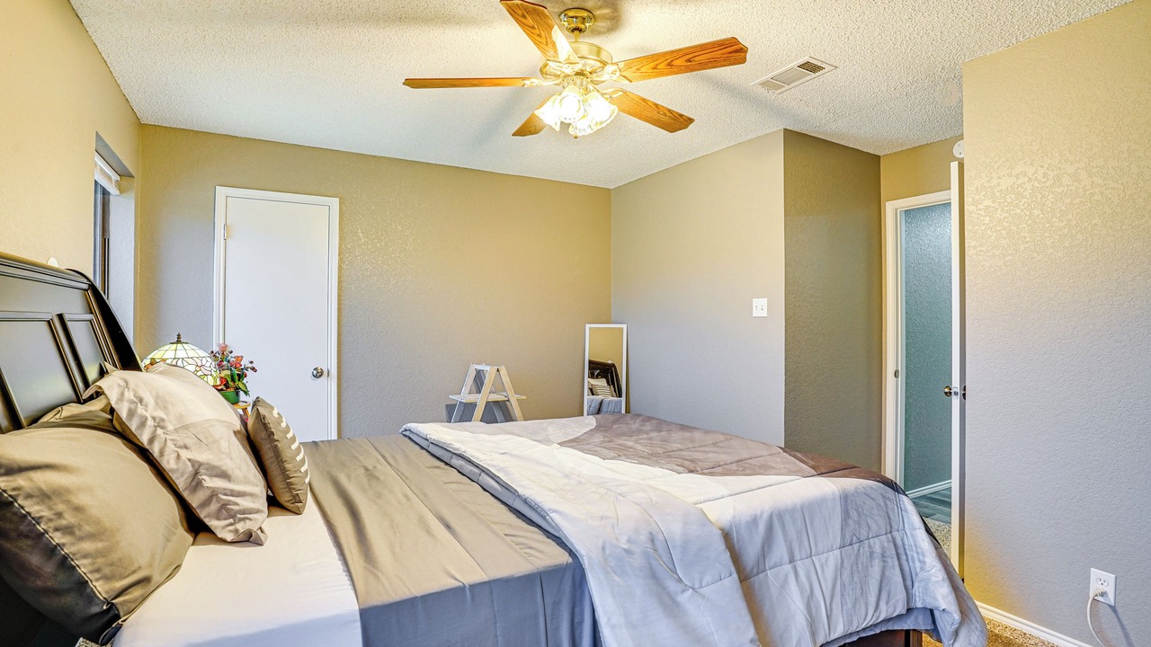 Photo of Bedroom in Grandview