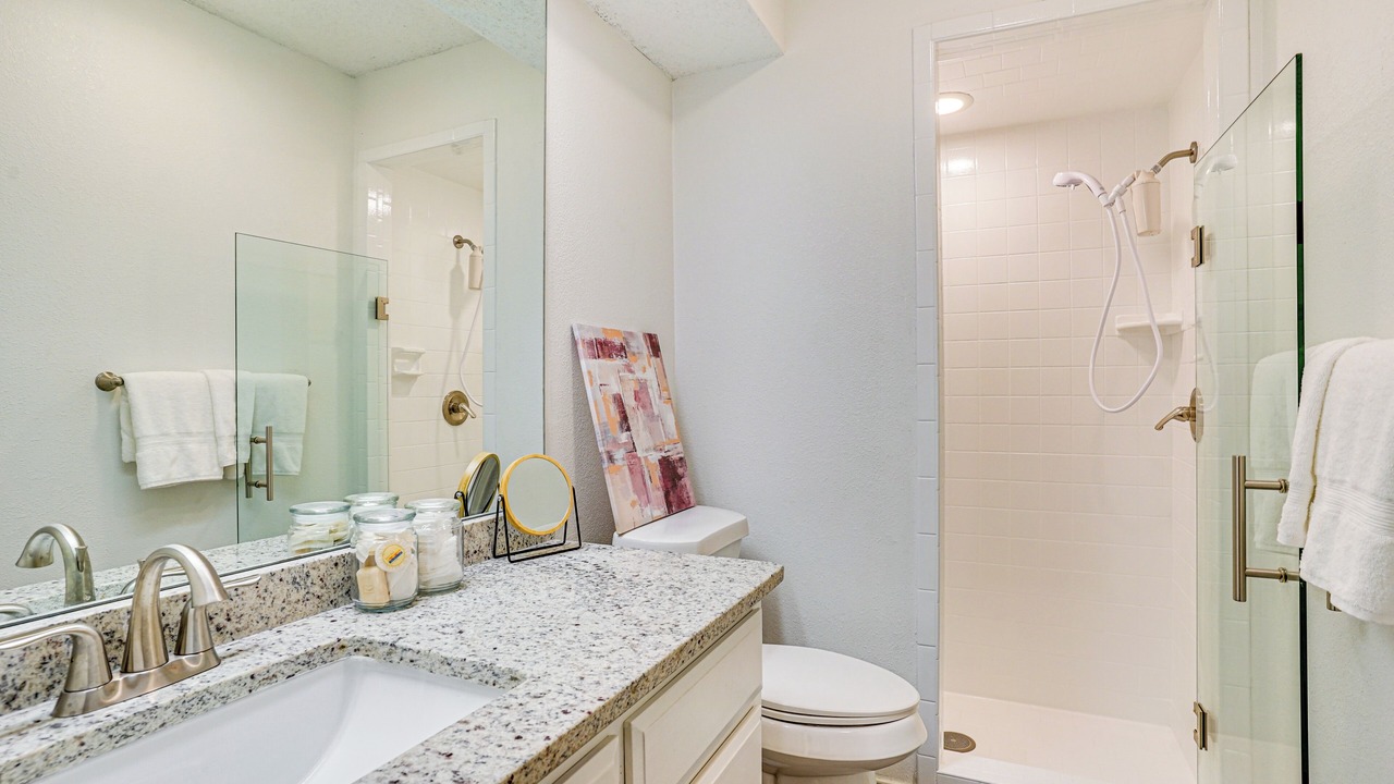 Photo of Bathroom in Grandview
