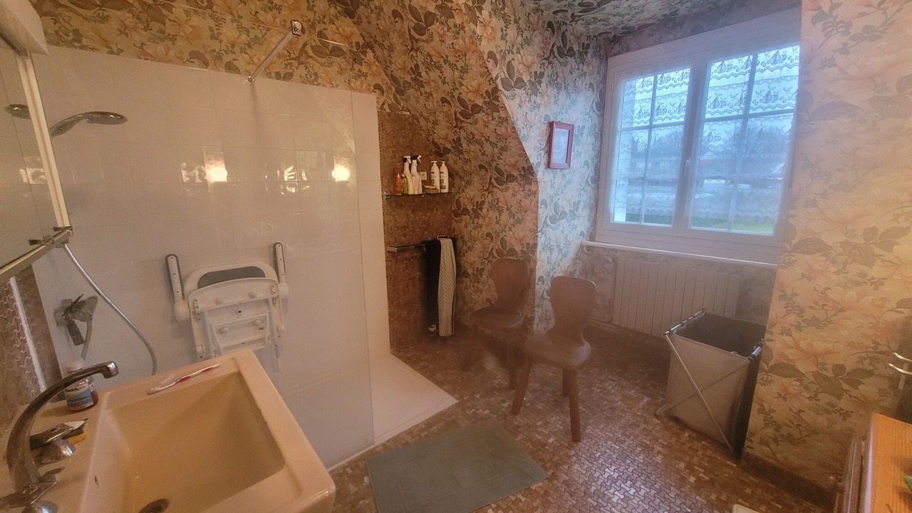 Photo of Bathroom in Authon-du-Perche
