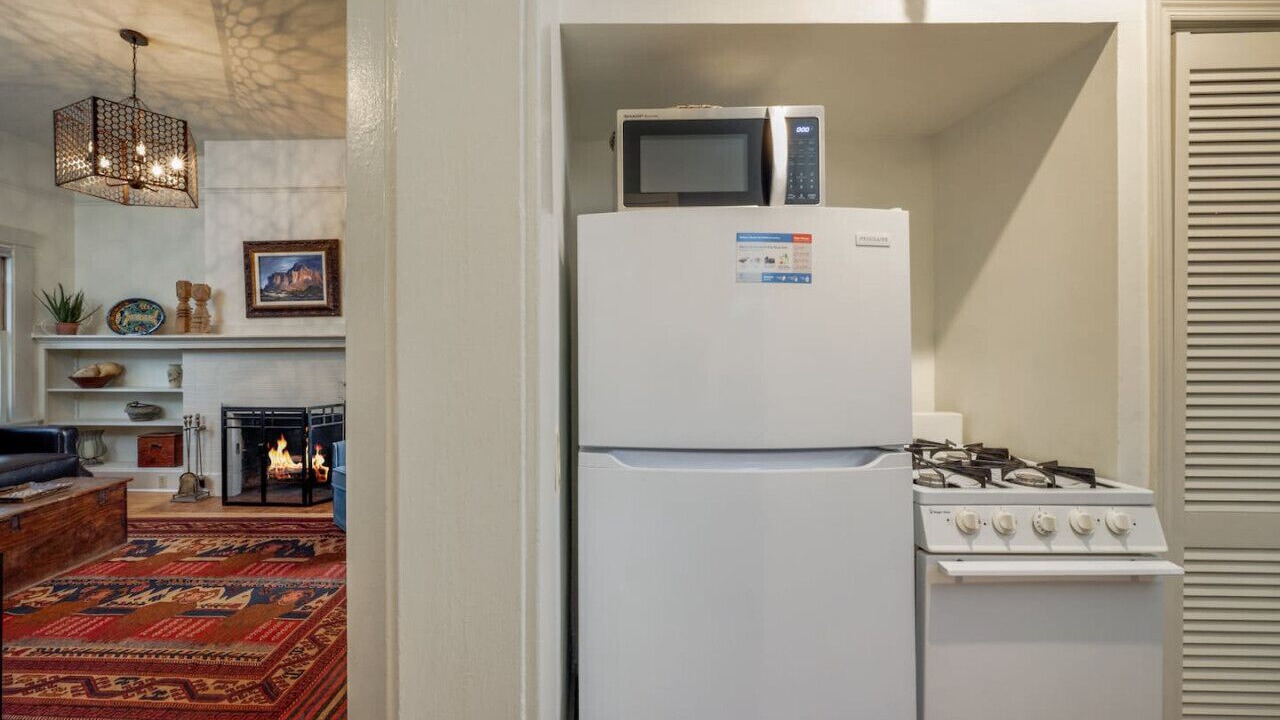 Photo of Kitchen in West University