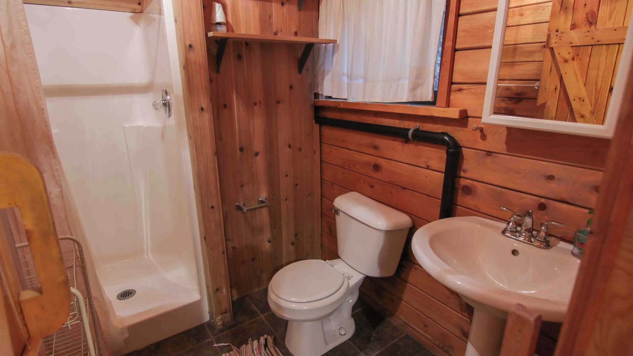 Photo of Bathroom in Athelstane