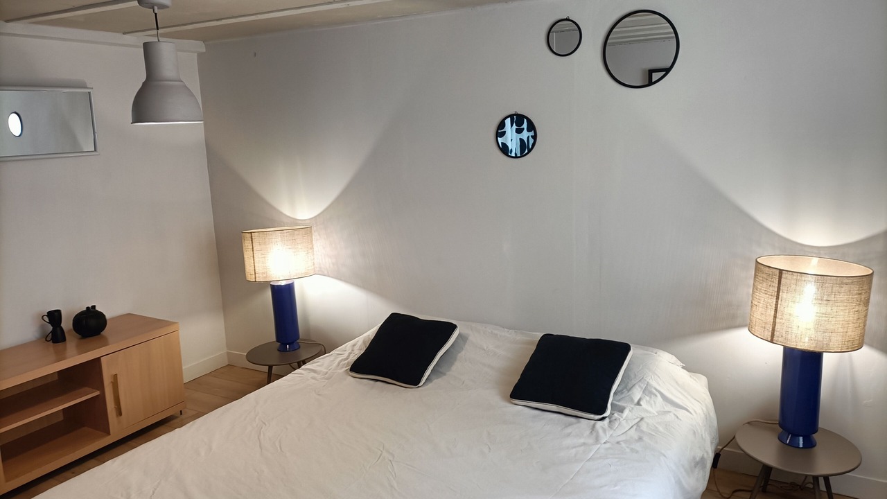 Photo of Bedroom in Landerneau