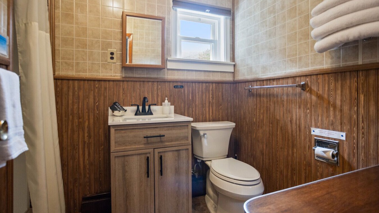 Photo of Bathroom in Wellsboro