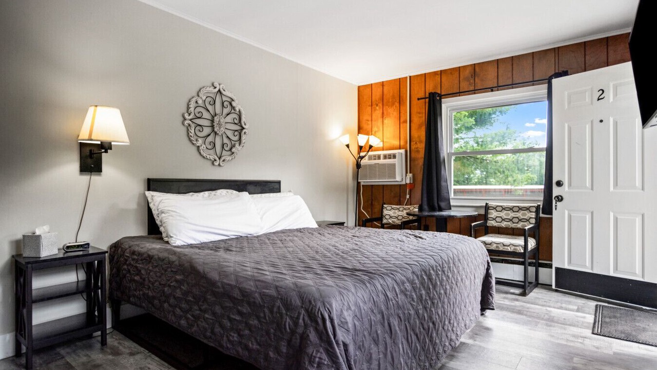 Photo of Bedroom in Wellsboro
