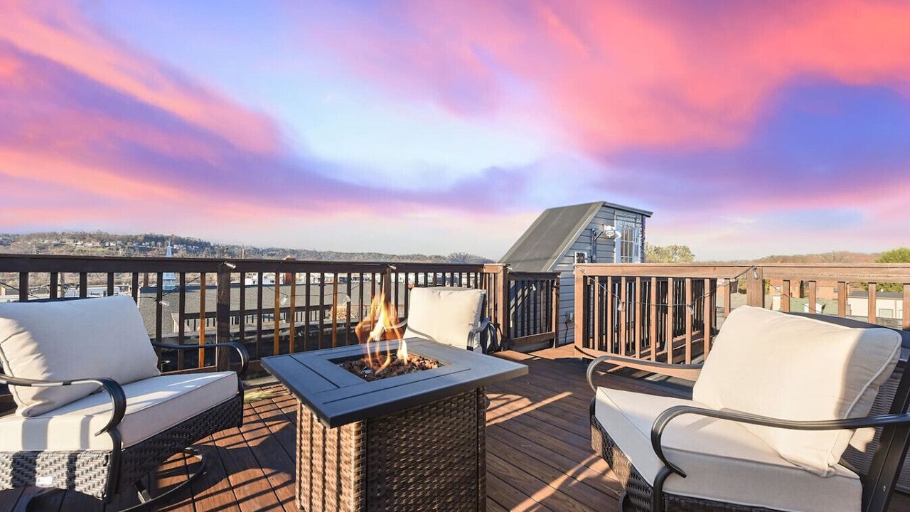 Photo of Patio Balcony in Lower Lawrenceville