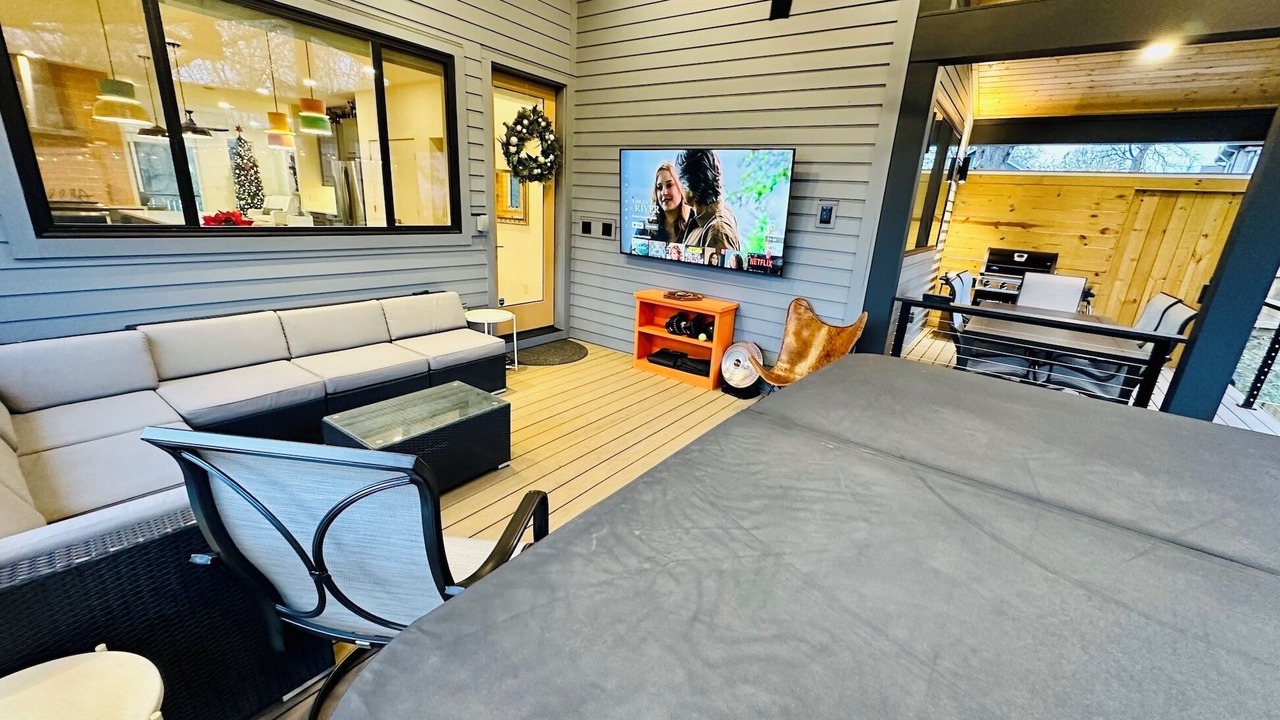 Photo of Bedroom in Shelby Hills