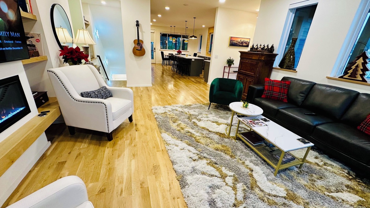 Photo of Livingroom in Shelby Hills