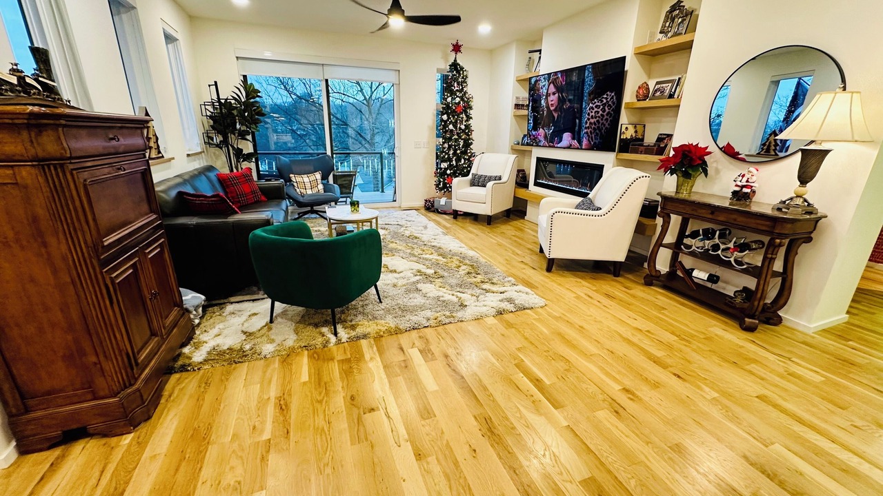Photo of Livingroom in Shelby Hills