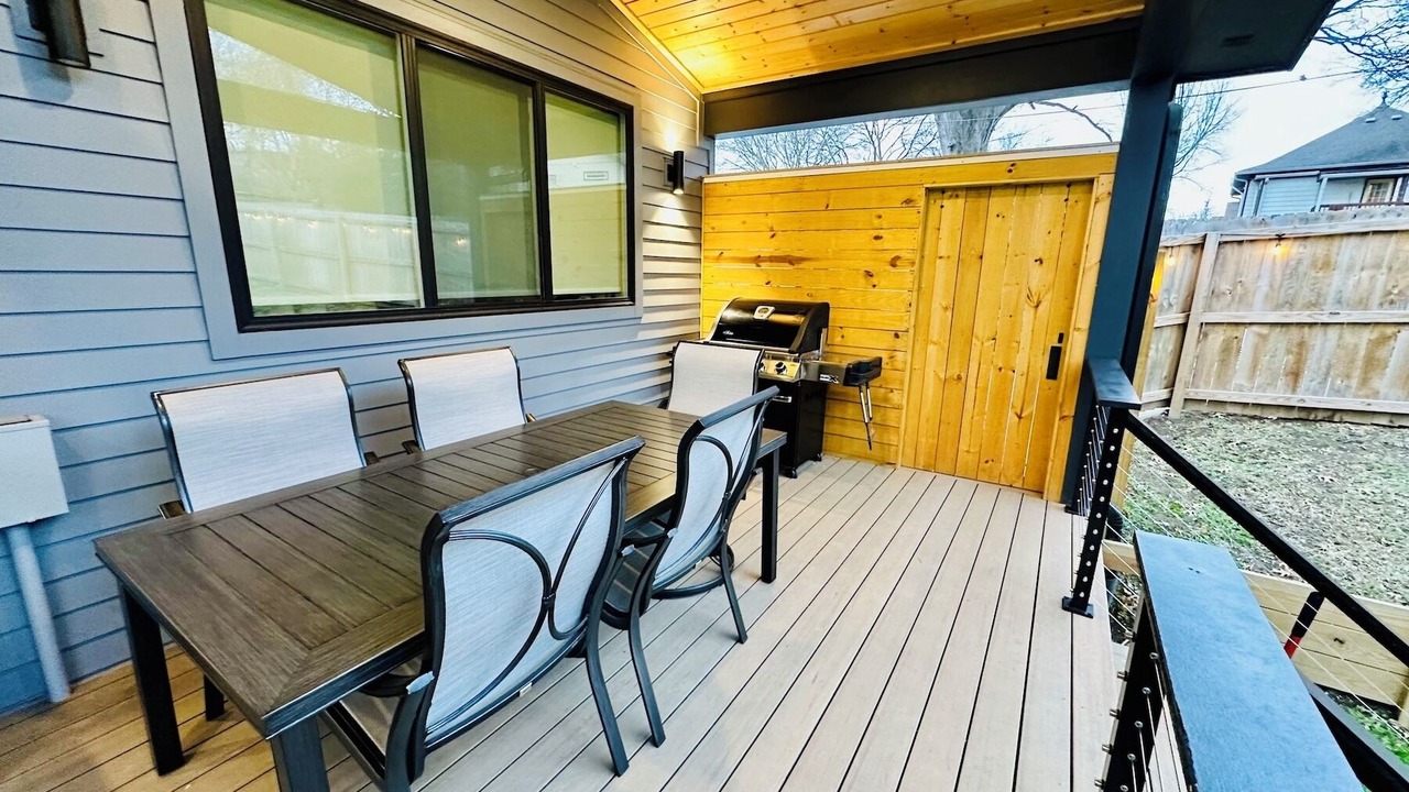 Photo of Outdoor in Shelby Hills