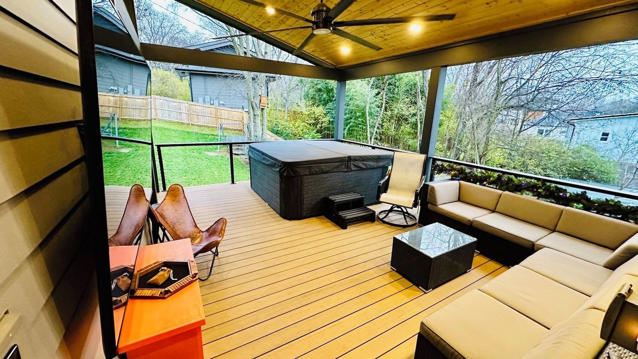 Photo of Patio Balcony in Shelby Hills