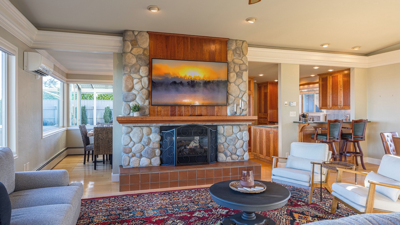 Photo of Livingroom in Port Angeles East