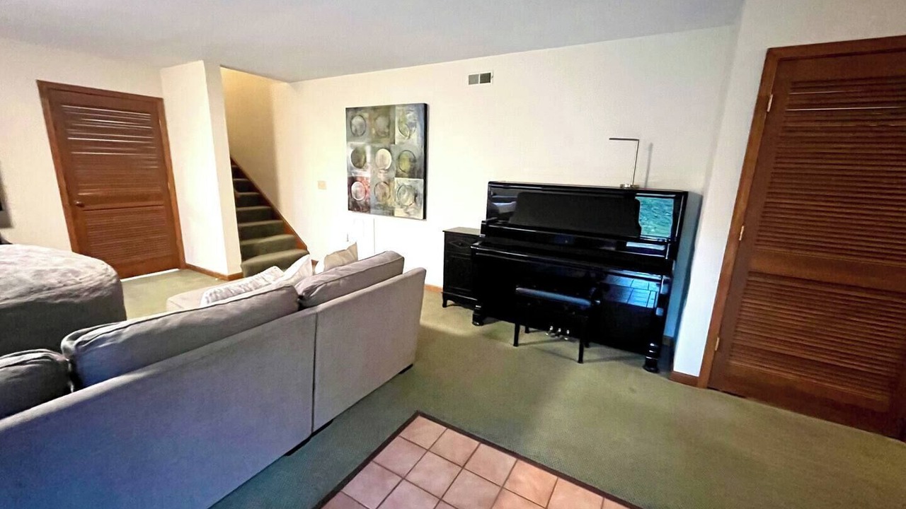 Photo of Livingroom in Blacksburg