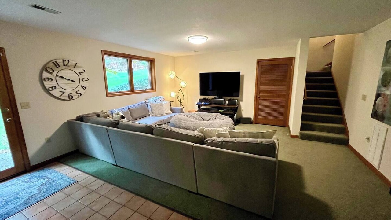 Photo of Livingroom in Blacksburg