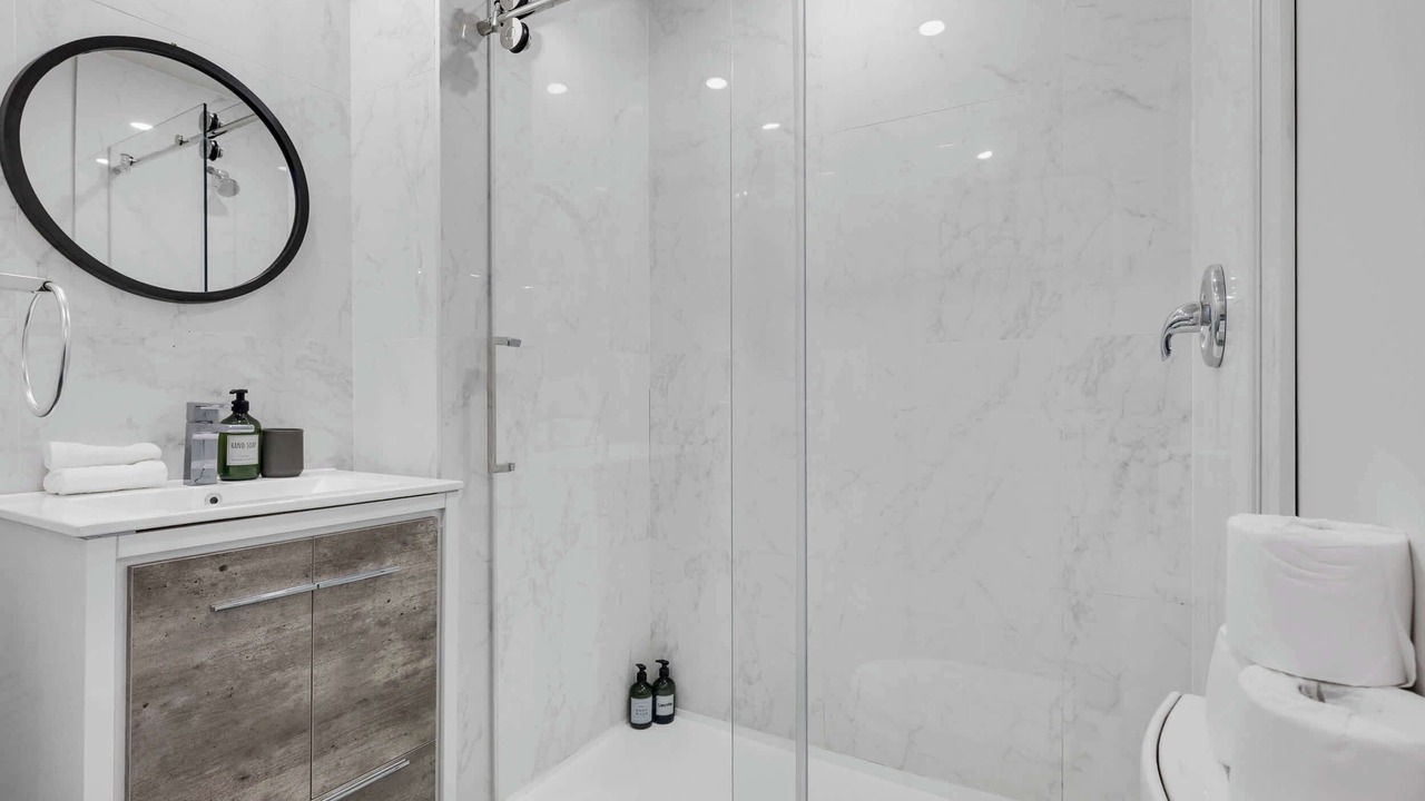 Photo of Bathroom in Griffintown