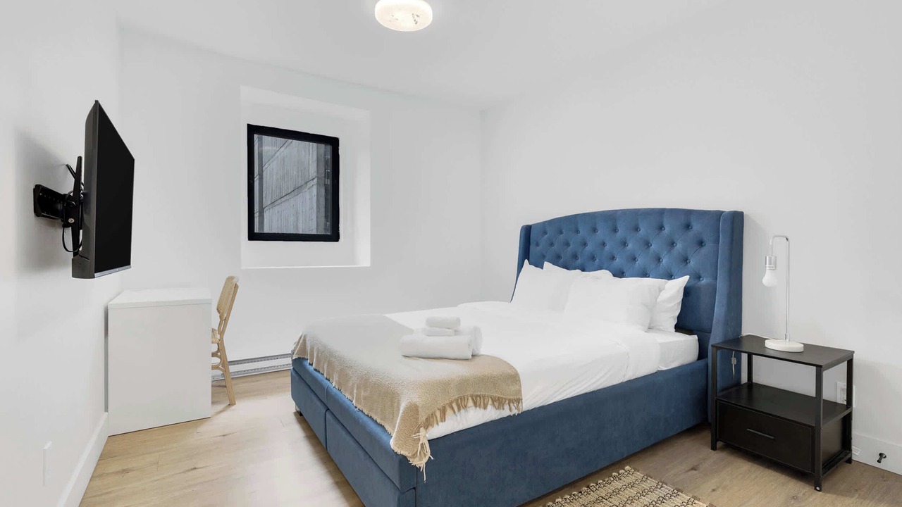 Photo of Bedroom in Griffintown