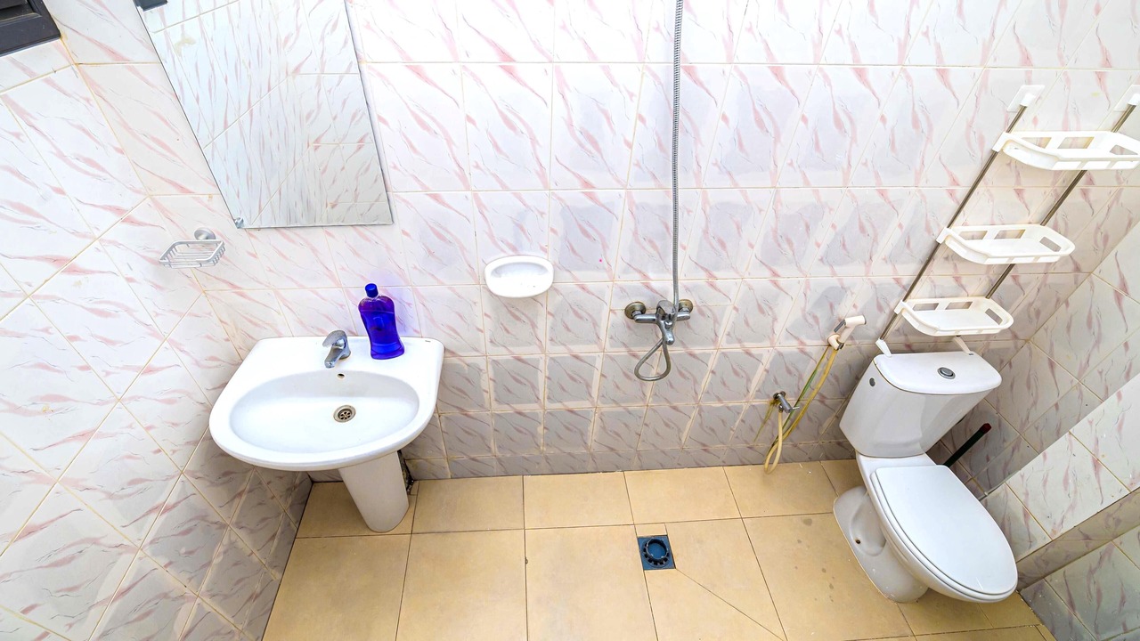 Photo of Bathroom in Ngor