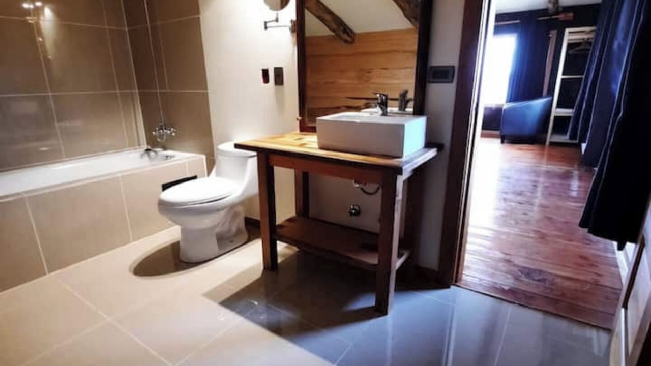 Photo of Bathroom in Nercon