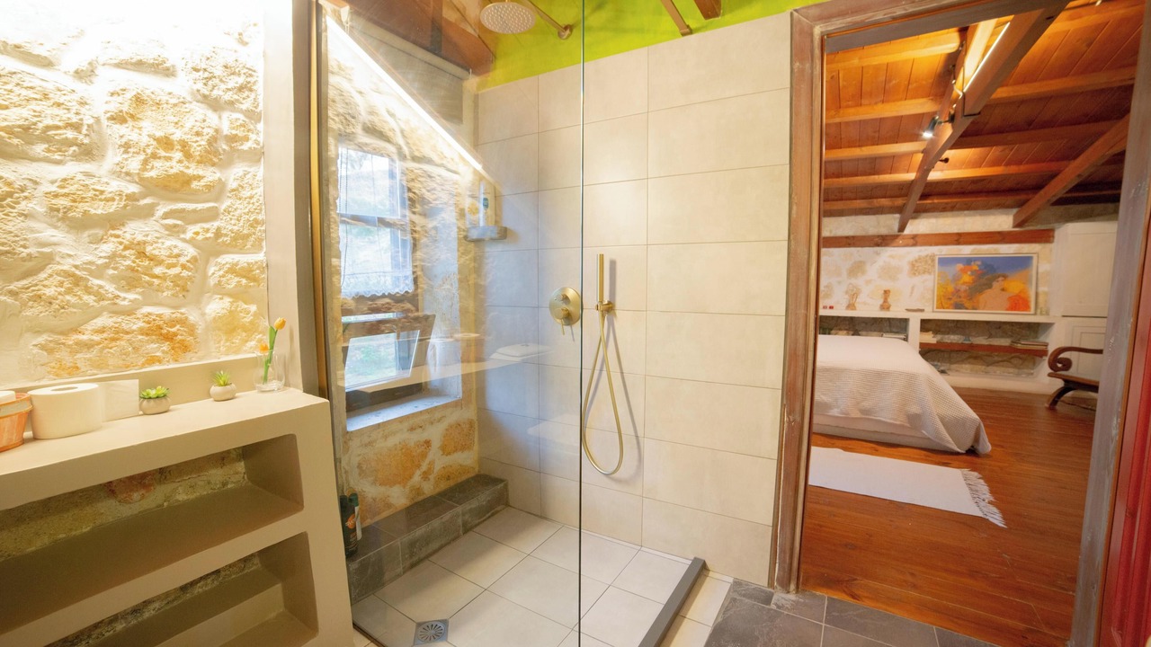 Photo of Bathroom in Serres