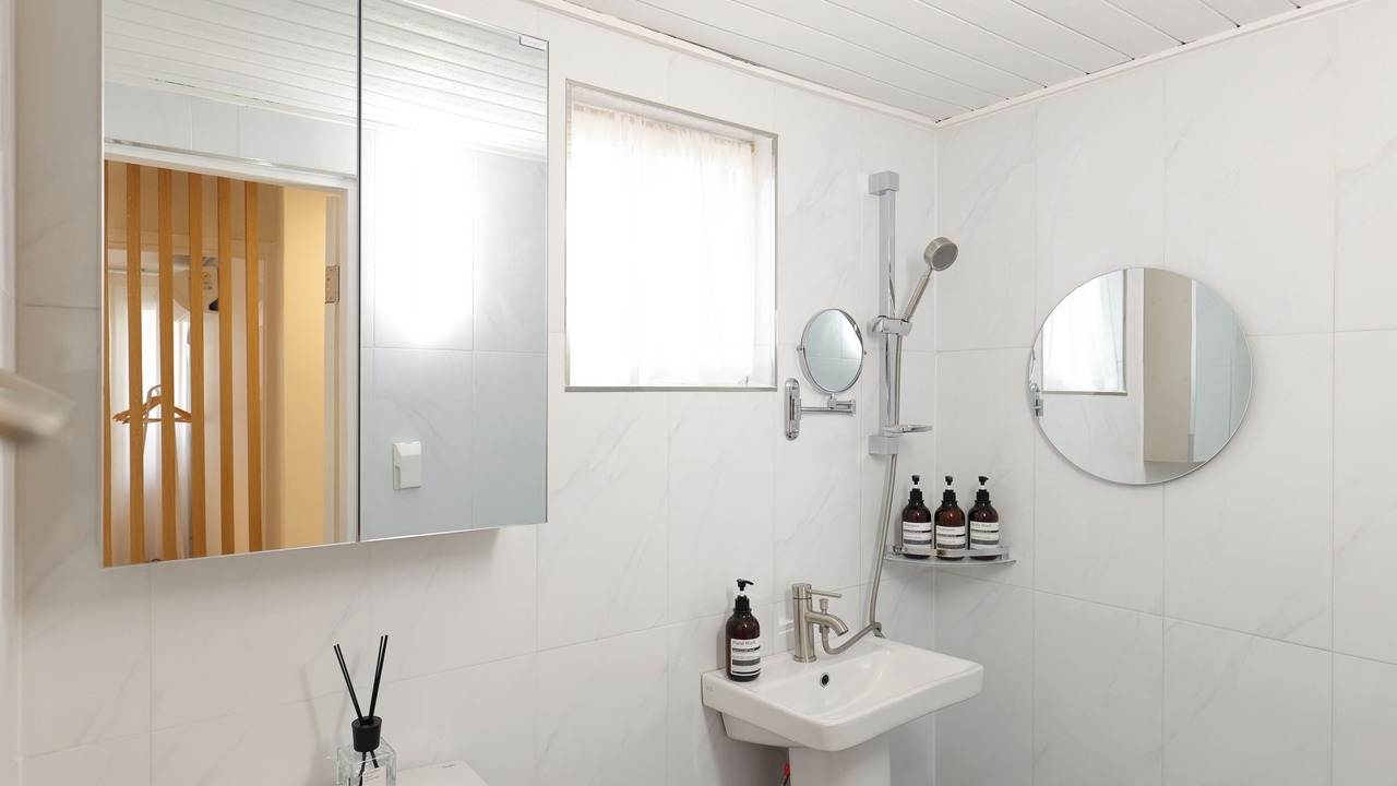 Photo of Bathroom in Sinsu-dong