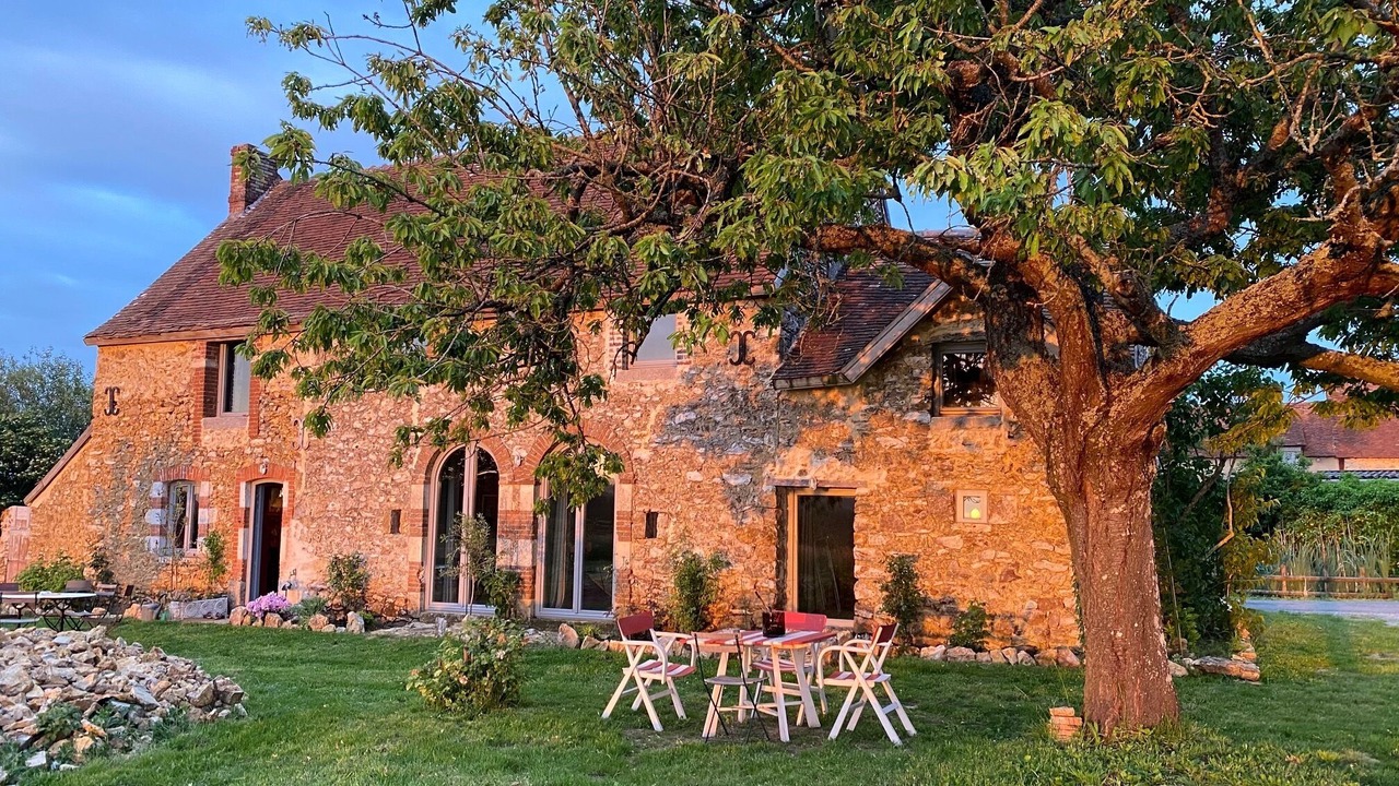 Photo of Outdoor in Villaines-la-Gonais