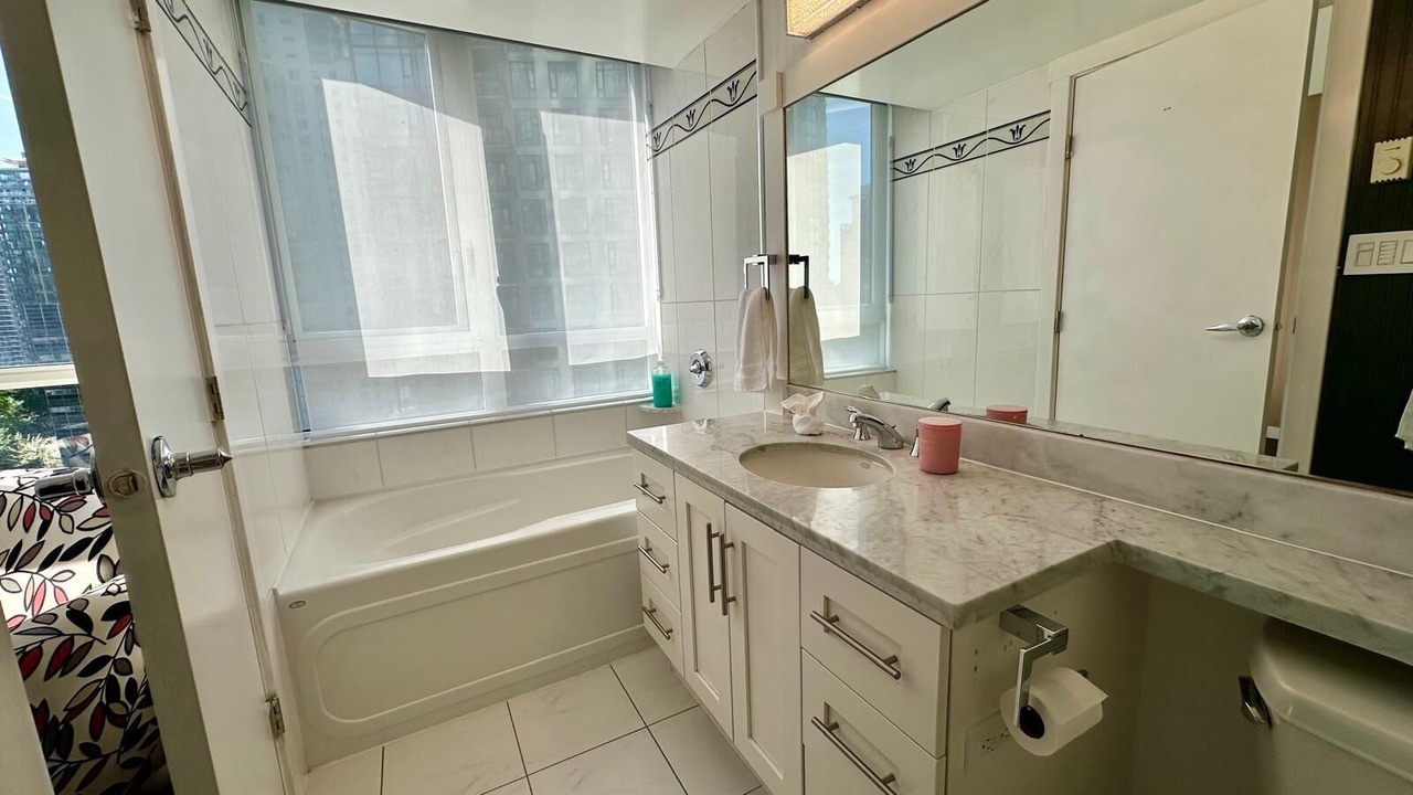 Photo of Bathroom in Coal Harbour