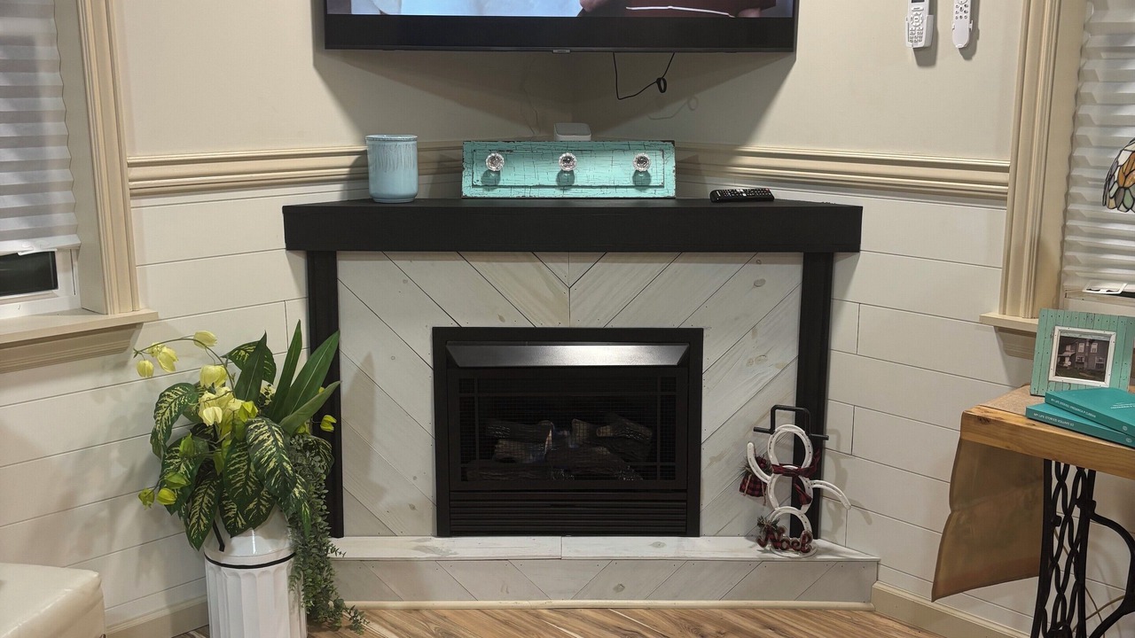 Photo of Livingroom in Renovo