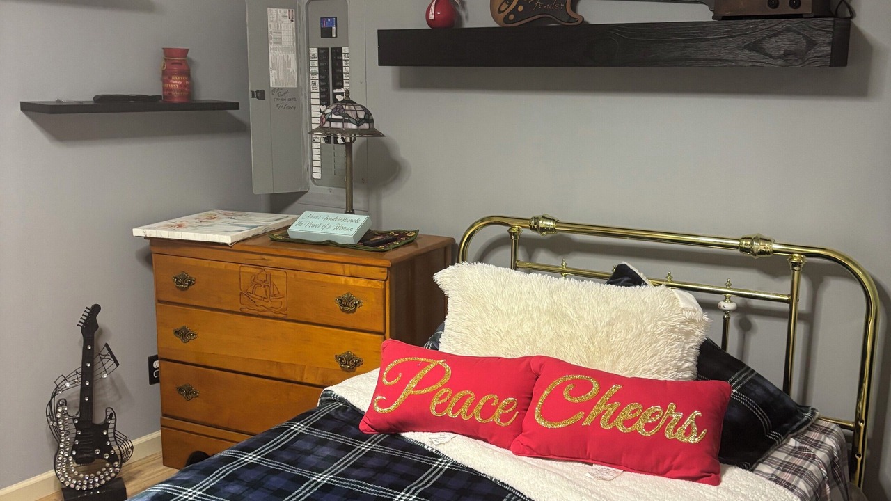 Photo of Bedroom in Renovo