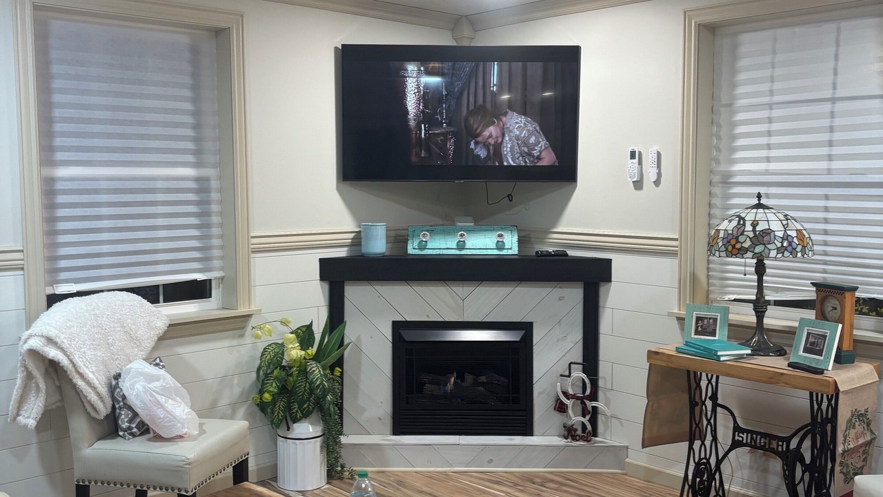 Photo of Livingroom in Renovo