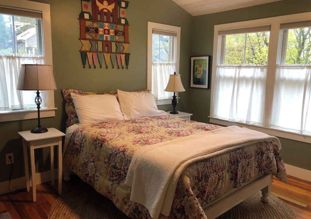 Photo of Bedroom in Wakefield-Peacedale