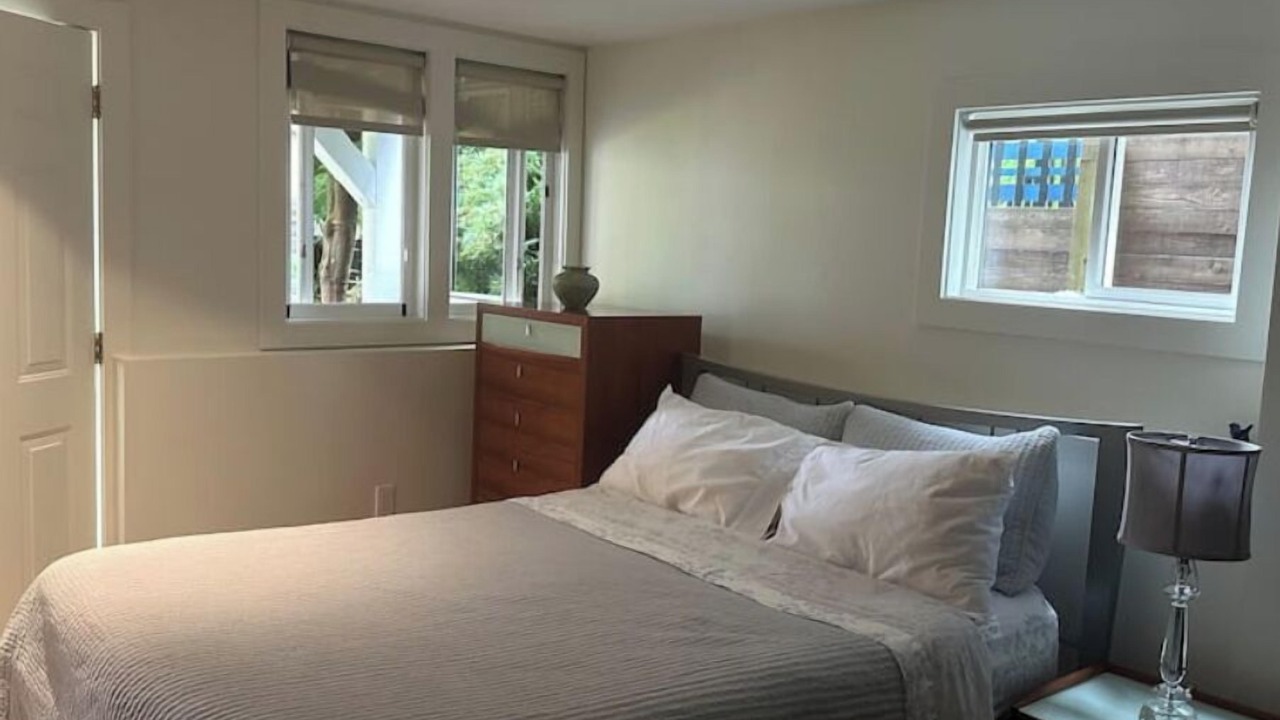 Photo of Bedroom in Arbutus Ridge