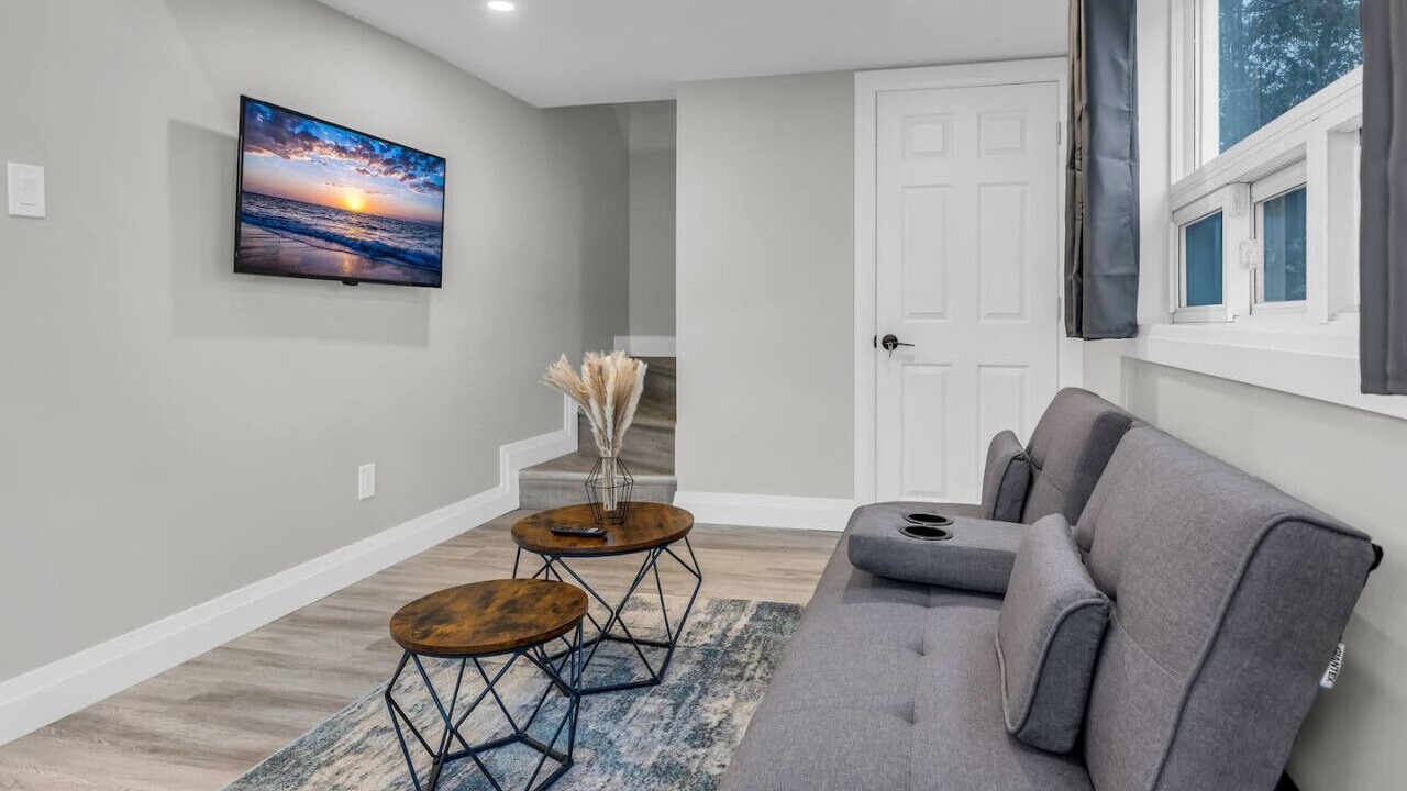 Photo of Livingroom in Puslinch
