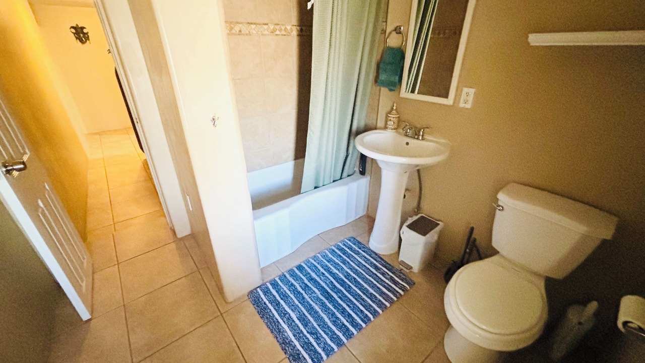 Photo of Bathroom in Sam Hughes