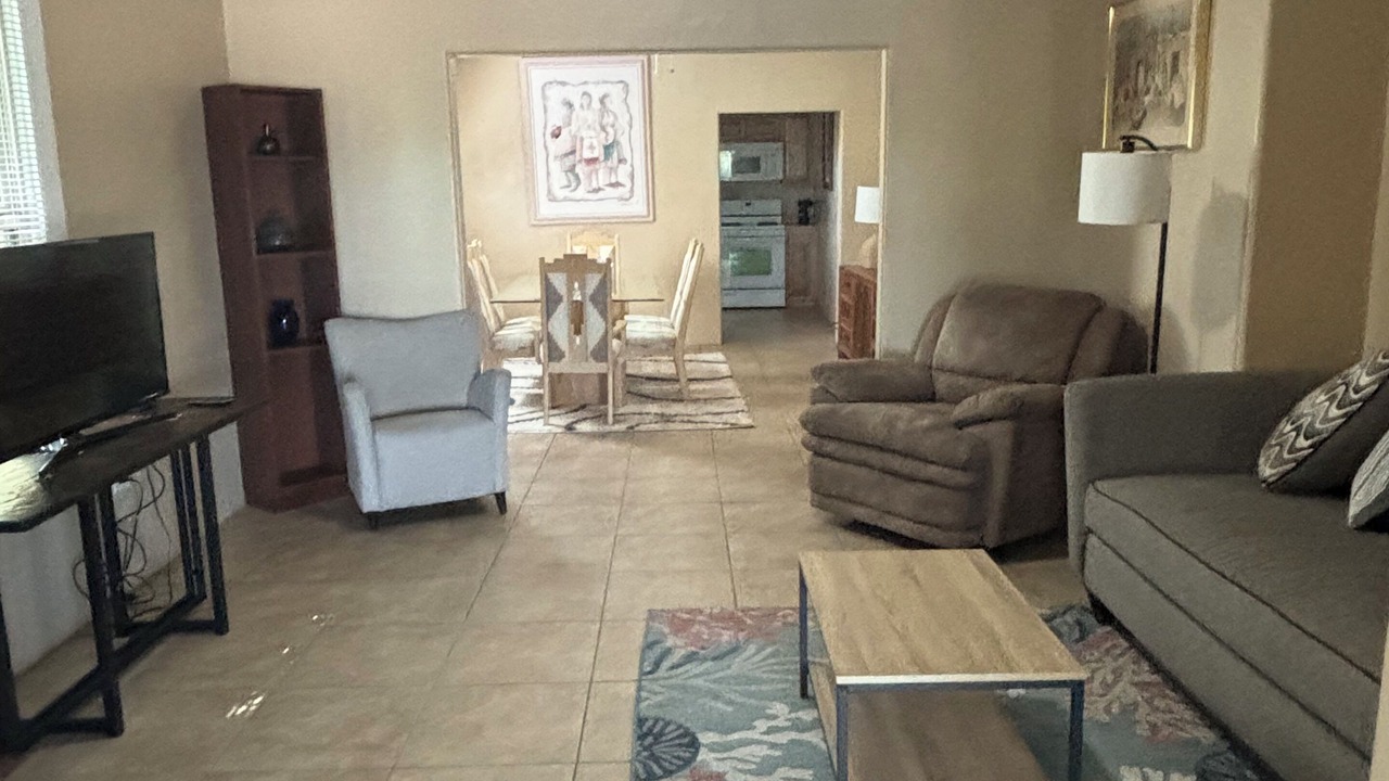 Photo of Livingroom in Sam Hughes