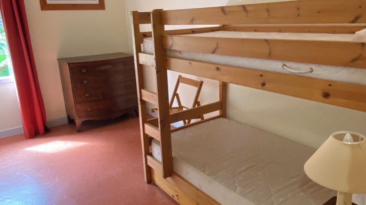 Photo of Bedroom in Plevenon