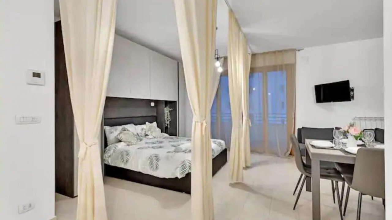 Photo of Bedroom in Lambrate