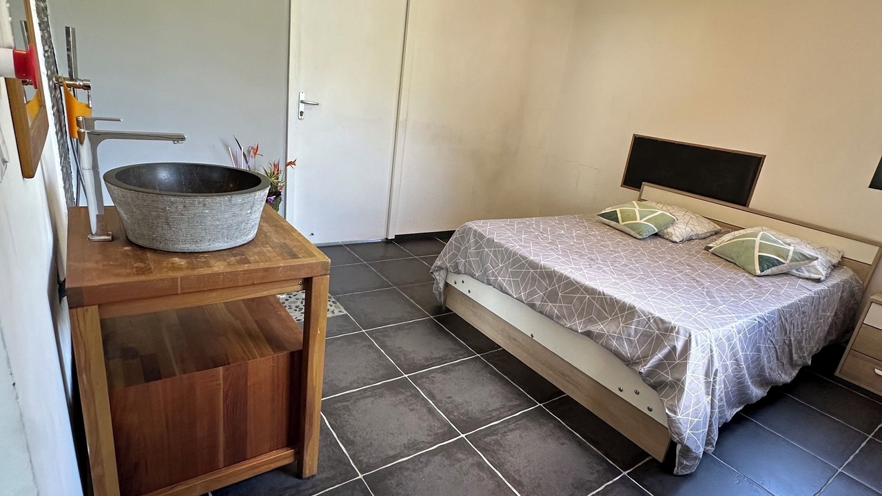 Photo of Bedroom in Lamentin