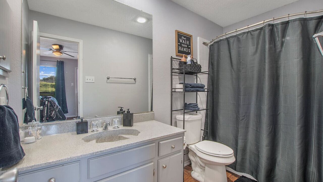 Photo of Bathroom in Arlington