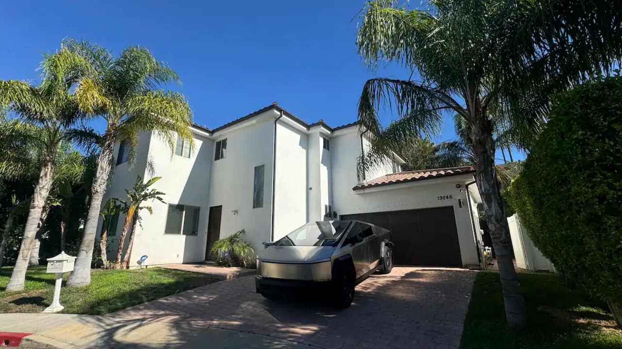 Photo of Outdoor in Tarzana