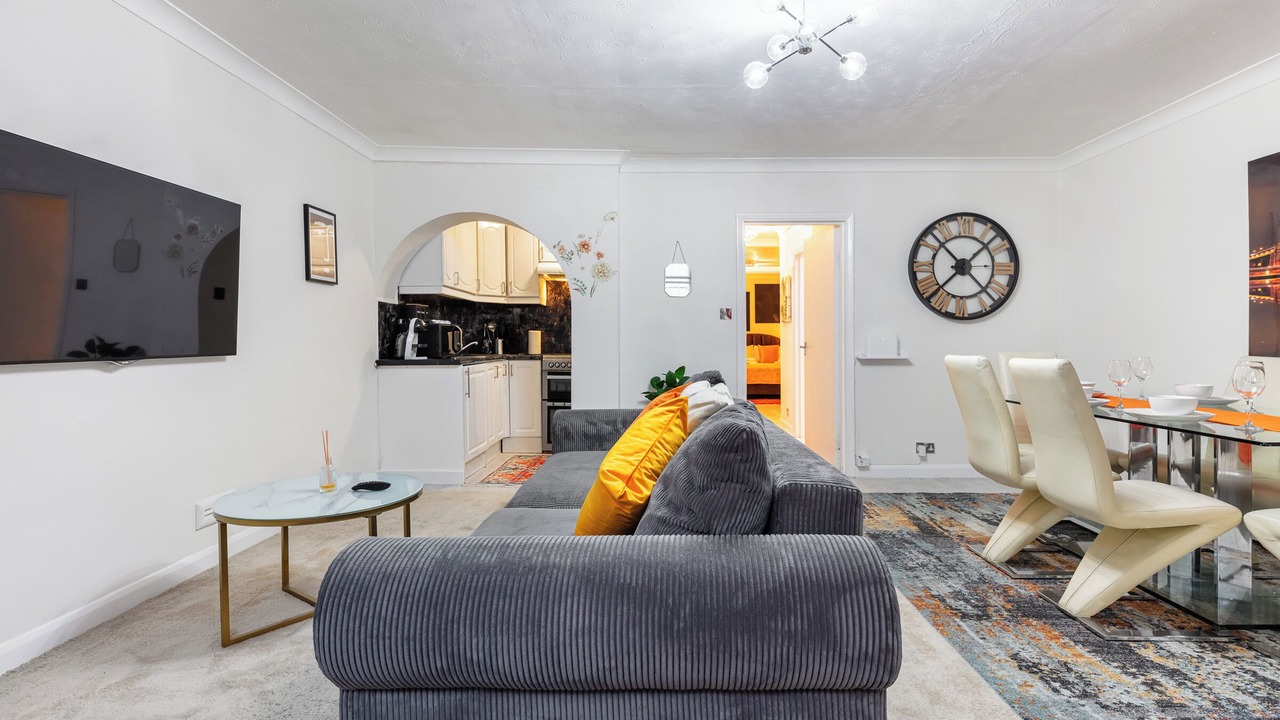 Photo of Livingroom in Chelsea Riverside