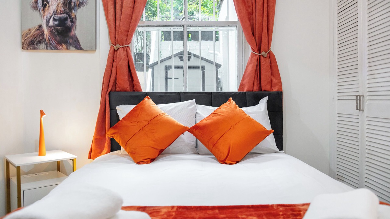 Photo of Bedroom in Chelsea Riverside