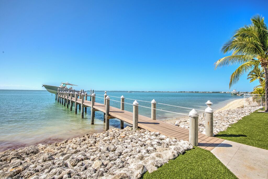 Photo of Outdoor in Coury