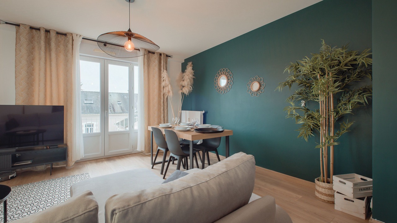 Photo of Livingroom in Laval
