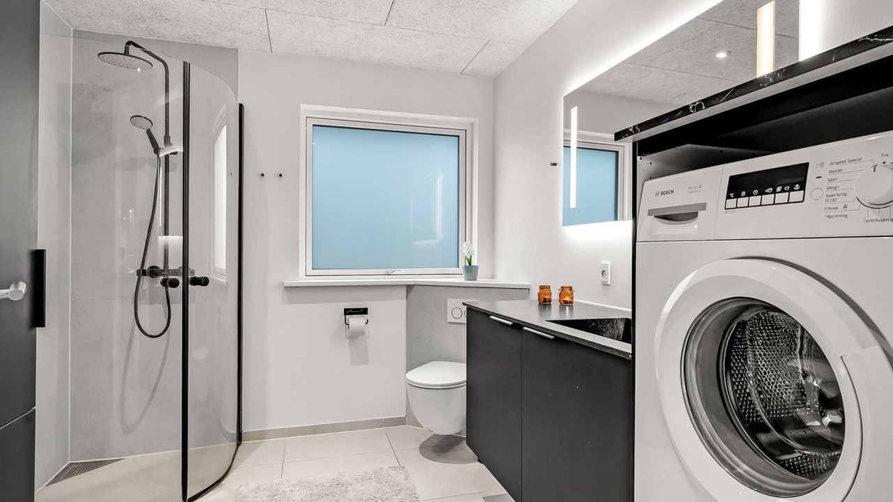 Photo of Bathroom in Vemb